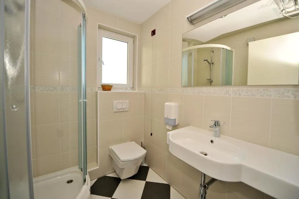 Villa Kastel Povljana 4*,