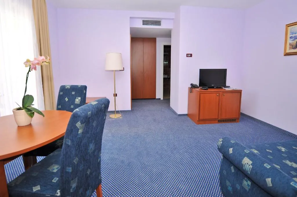 Villa Kastel Povljana 4*,  Κροατία