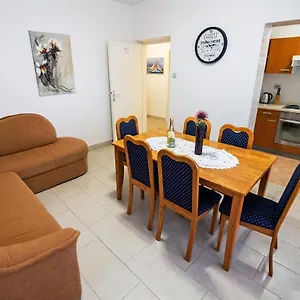 Apartment Bene Banjol