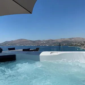 Apartment Penthouse Maus Trogir