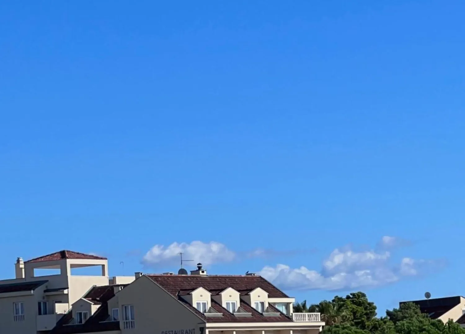 Villa Kastel Povlja  Hotel Povljana